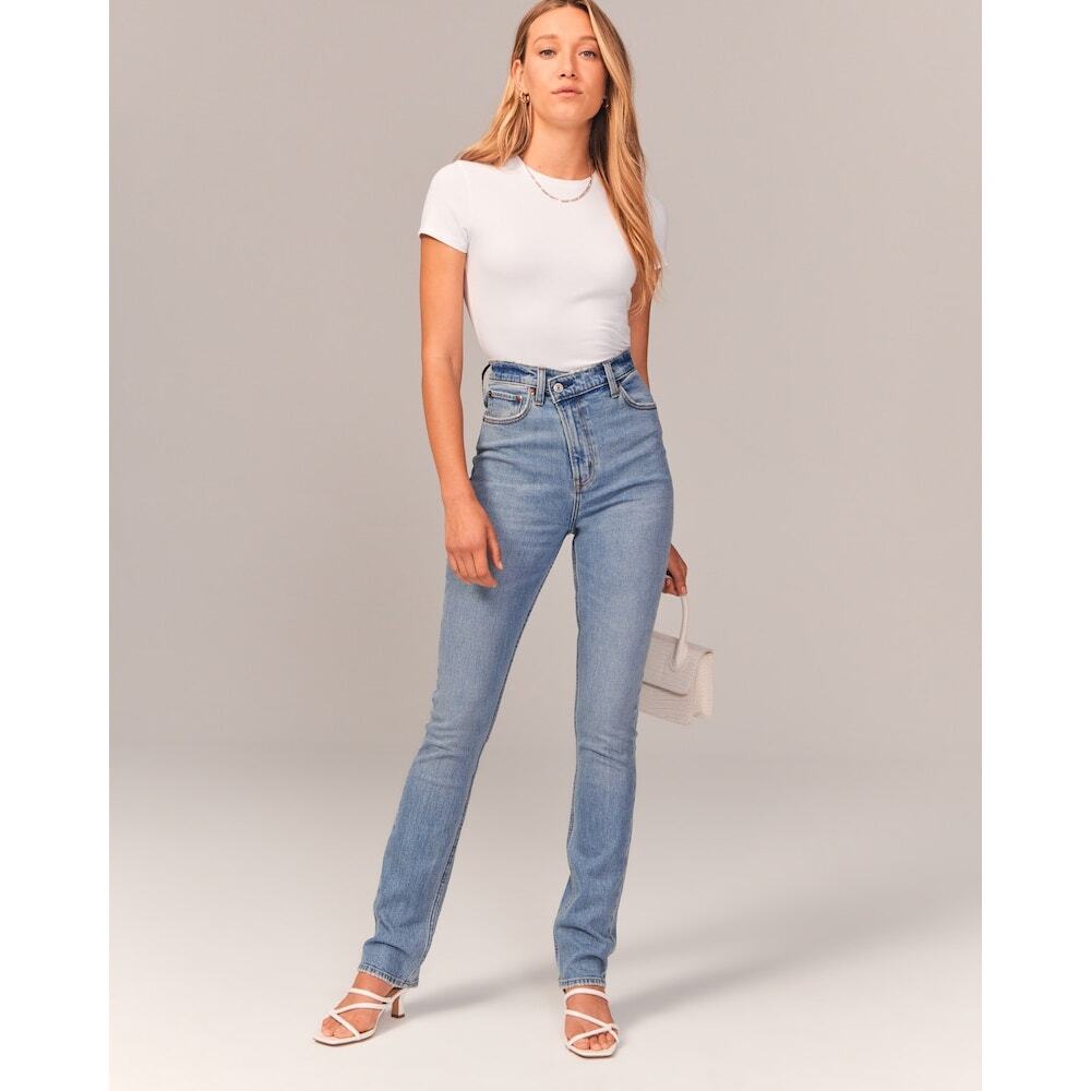 NWT Abercrombie & Fitch Curve Love The 90s Slim Straight Jeans 27/4 Short